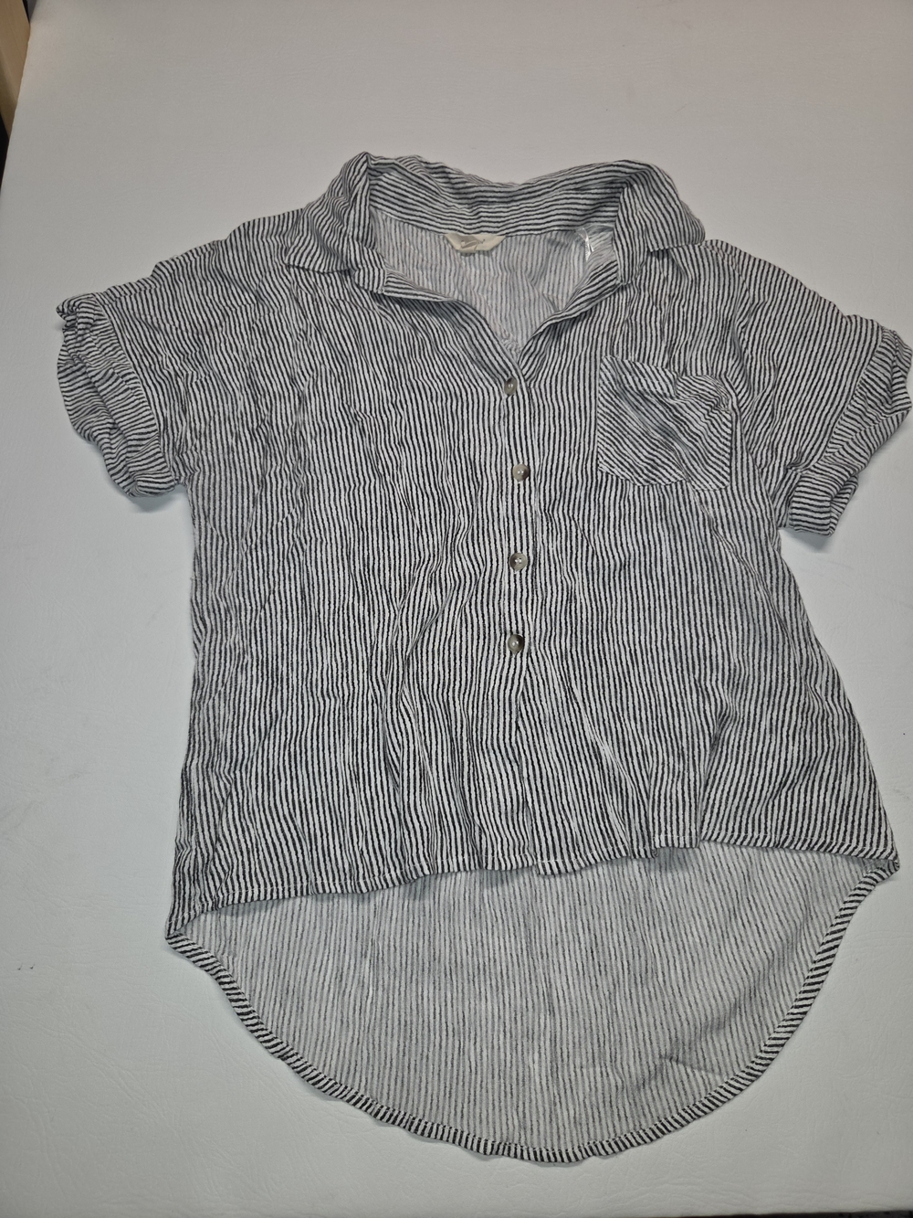Sim & Sam Striped High-Low Button Down Shirt Size L